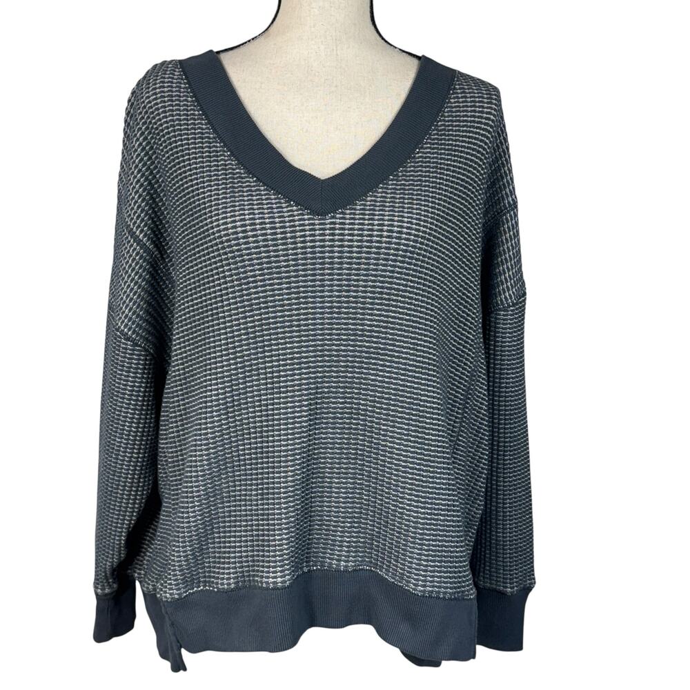 American Eagle Small Big Hug Sweater Waffle Knit V-Neck Oversized Long Sleeves